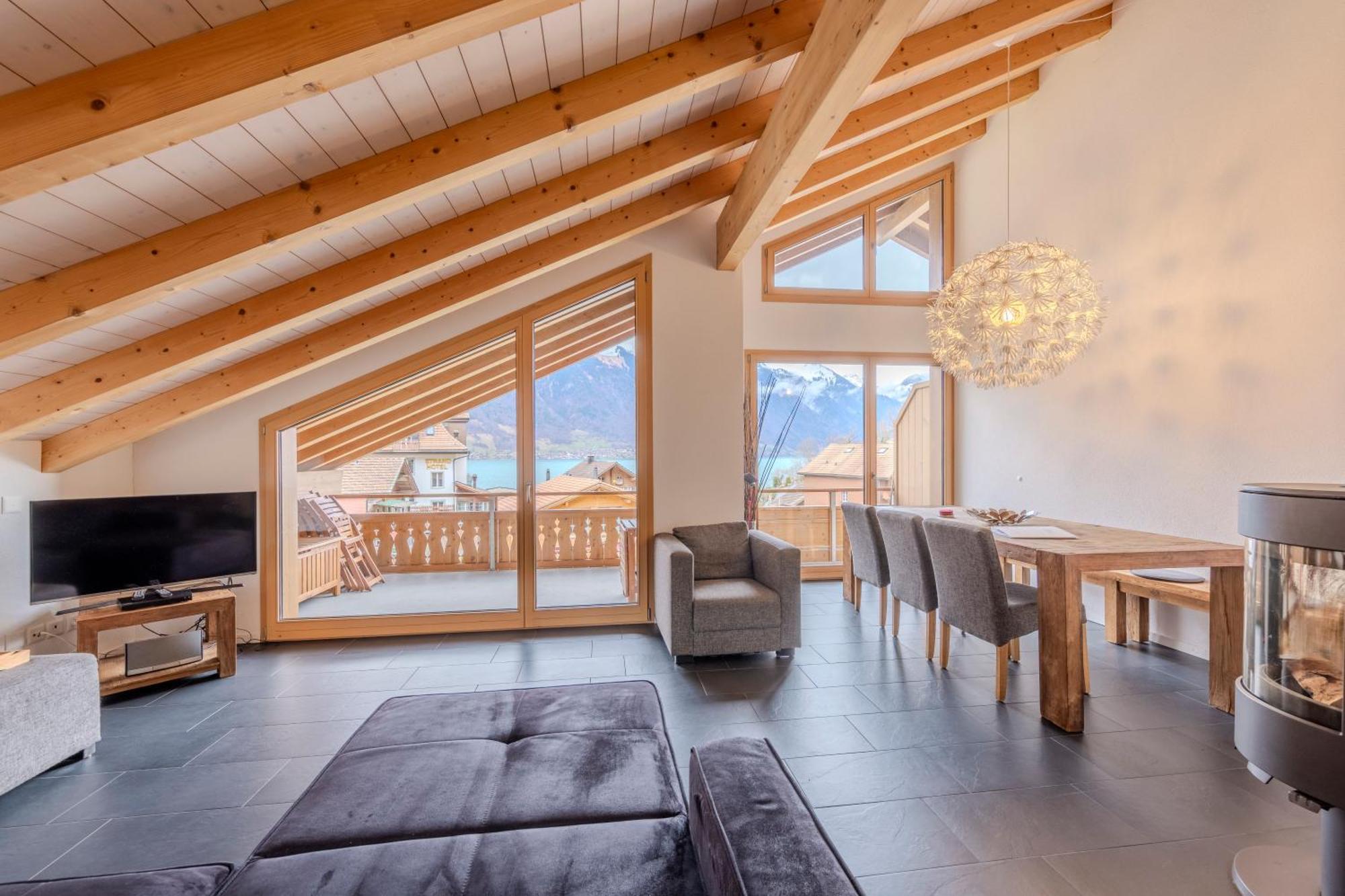 Chalet Apartments Iseltwald *