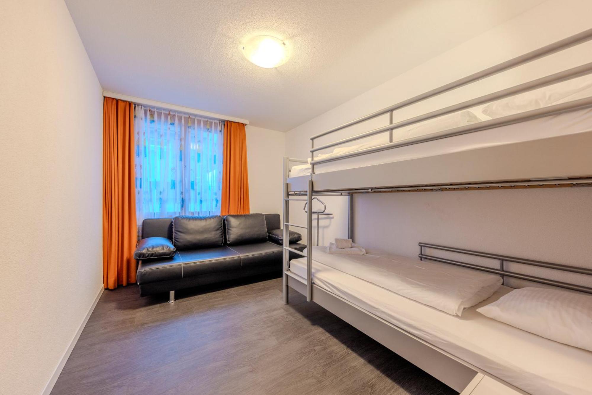 Chalet Apartments Iseltwald *