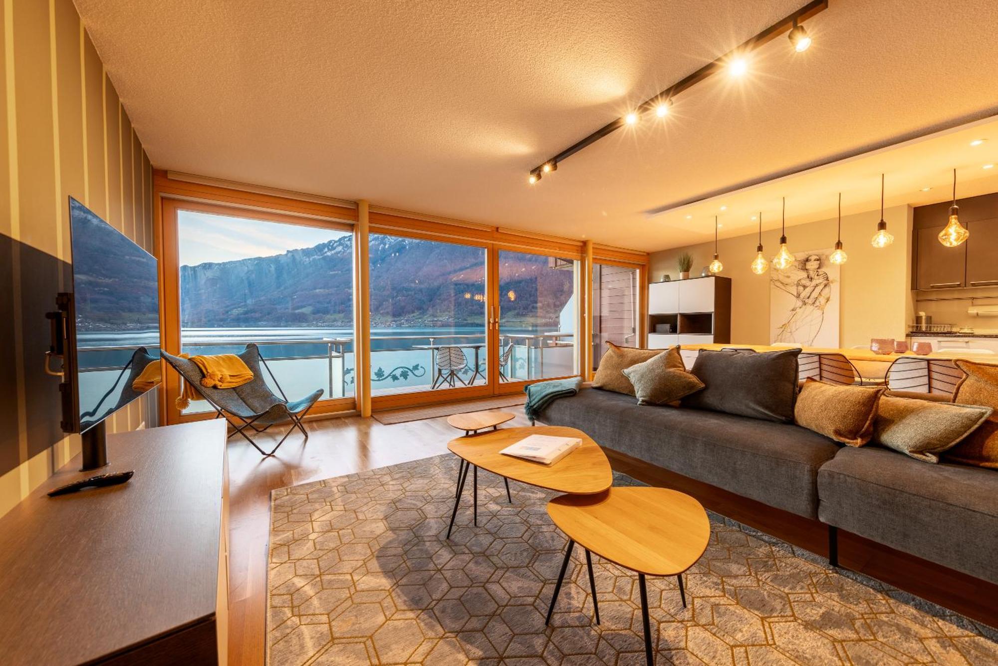 Chalet Apartments Iseltwald